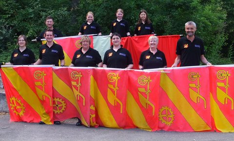 Fahnenschwinger beim Stadtteilfest in Bietigheim